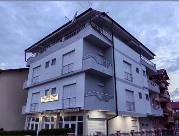 Vila Bolonja Struga Luaran gambar