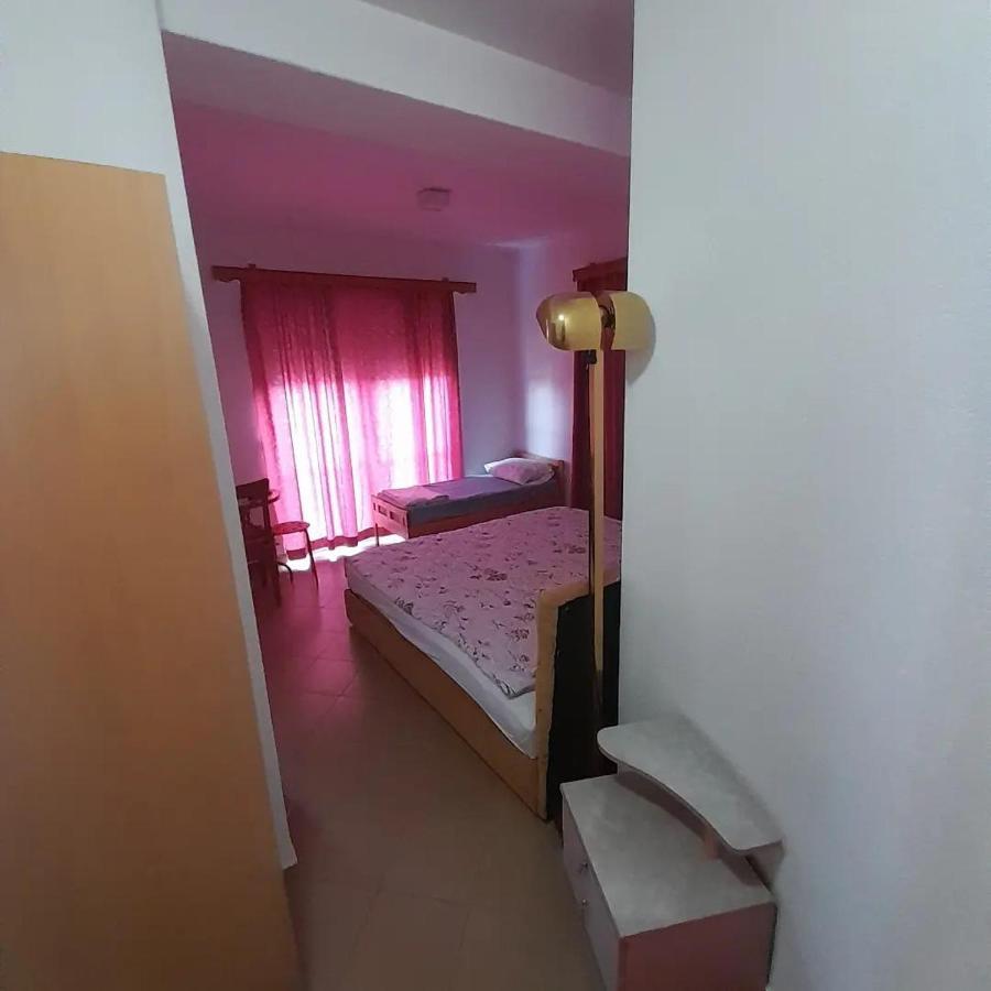 Vila Bolonja Struga Luaran gambar