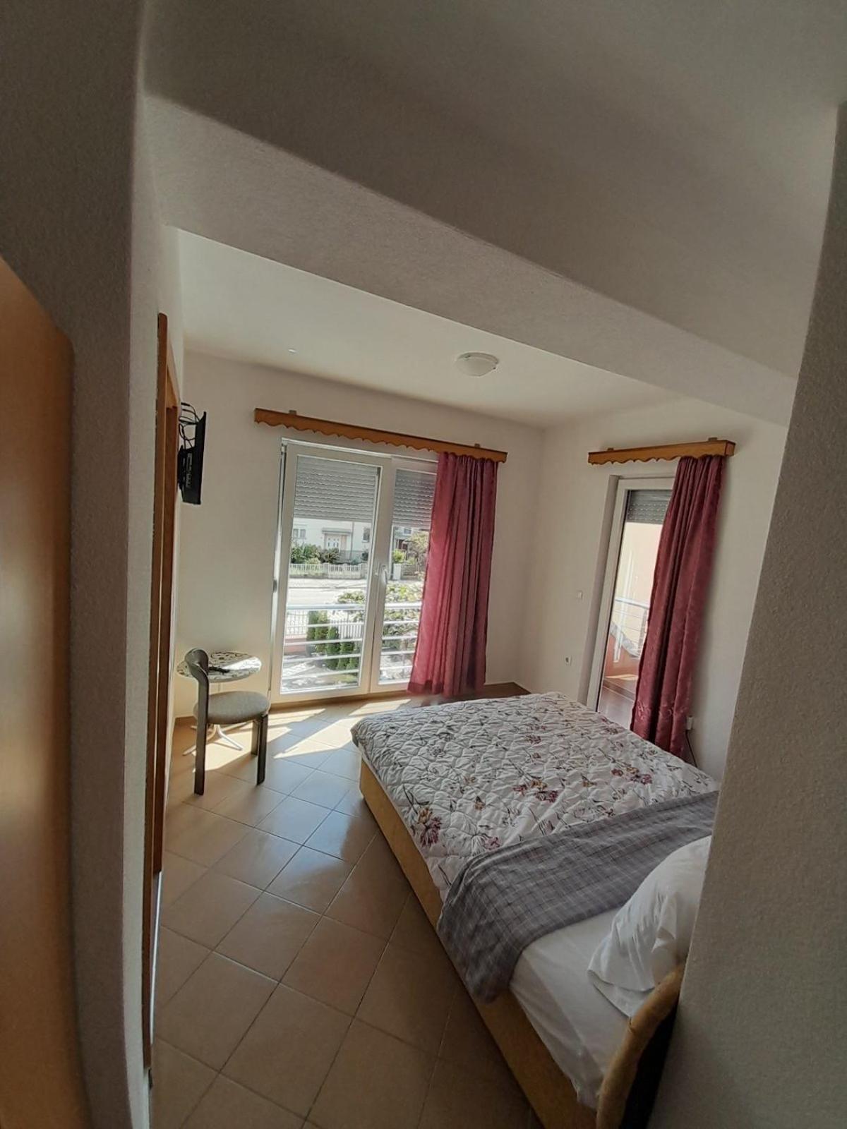 Vila Bolonja Struga Luaran gambar