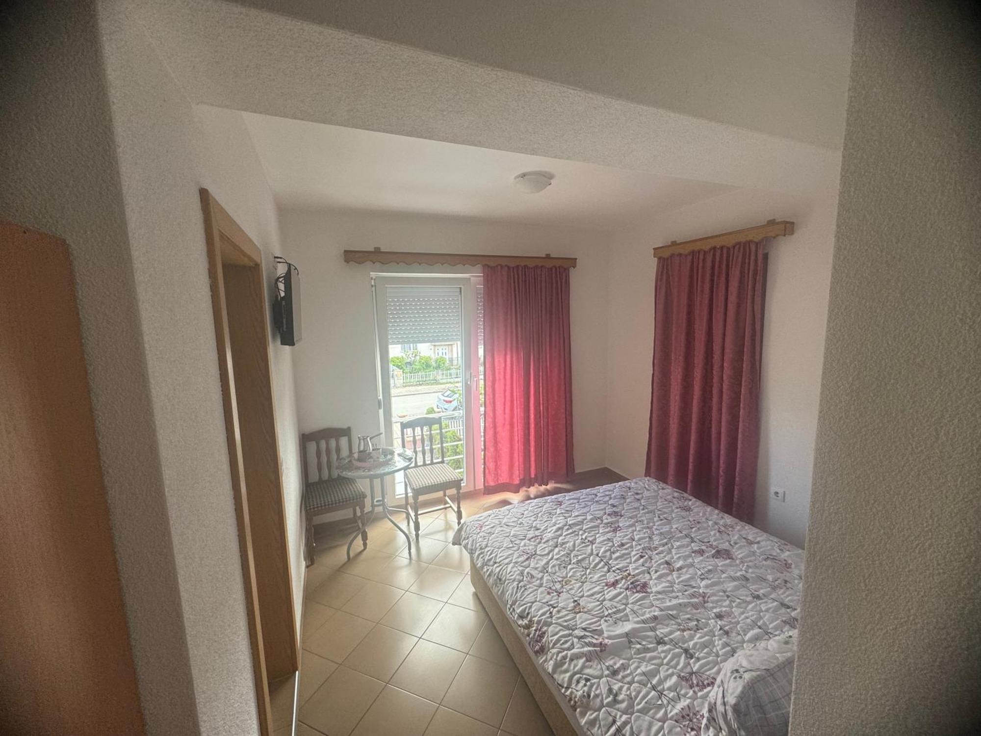 Vila Bolonja Struga Luaran gambar
